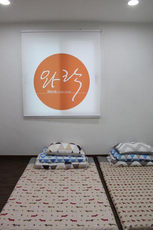 Warak Guesthouse Jeju Zimmer foto